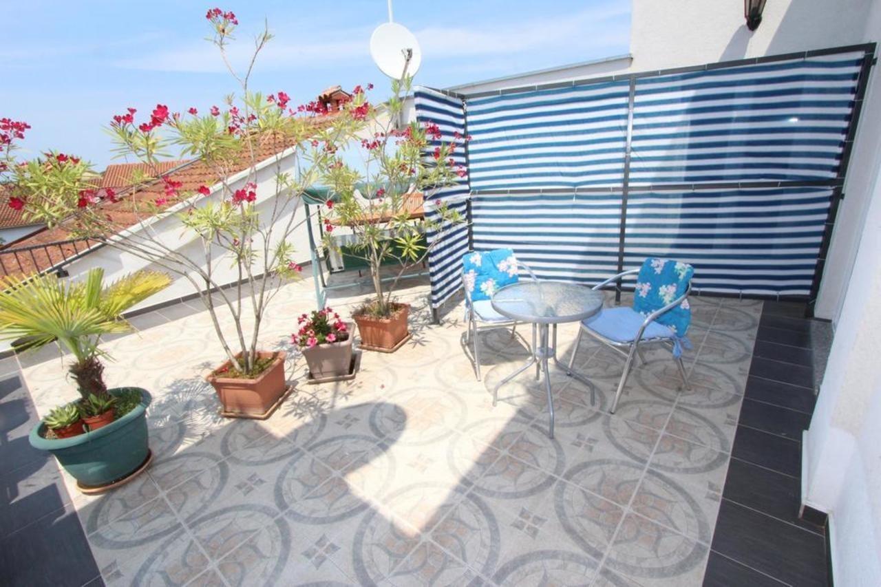 Rooms And Apartments Sally Rovinj Ngoại thất bức ảnh